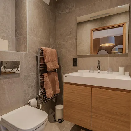 Labby 01 1650 Apartman *